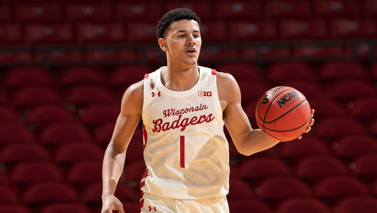 Johnny Davis out, as Badgers fall to Providence – WIZM 92.3FM 1410AM